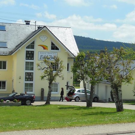 5-Sterne-Fewo "Facette" Allenbach ภายนอก รูปภาพ